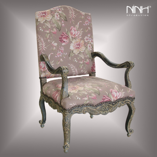 Click to larger view ARM CHAIR